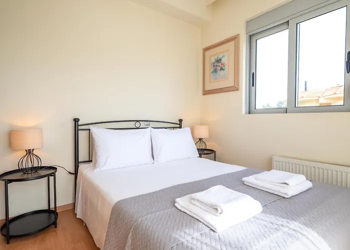 De Ella * Ιαλυσός Ρόδος