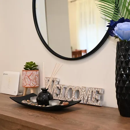 De Ella * Ialysos (Rhodes)