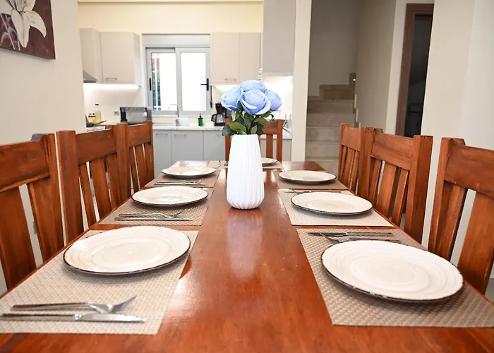 De Ella Вилла *